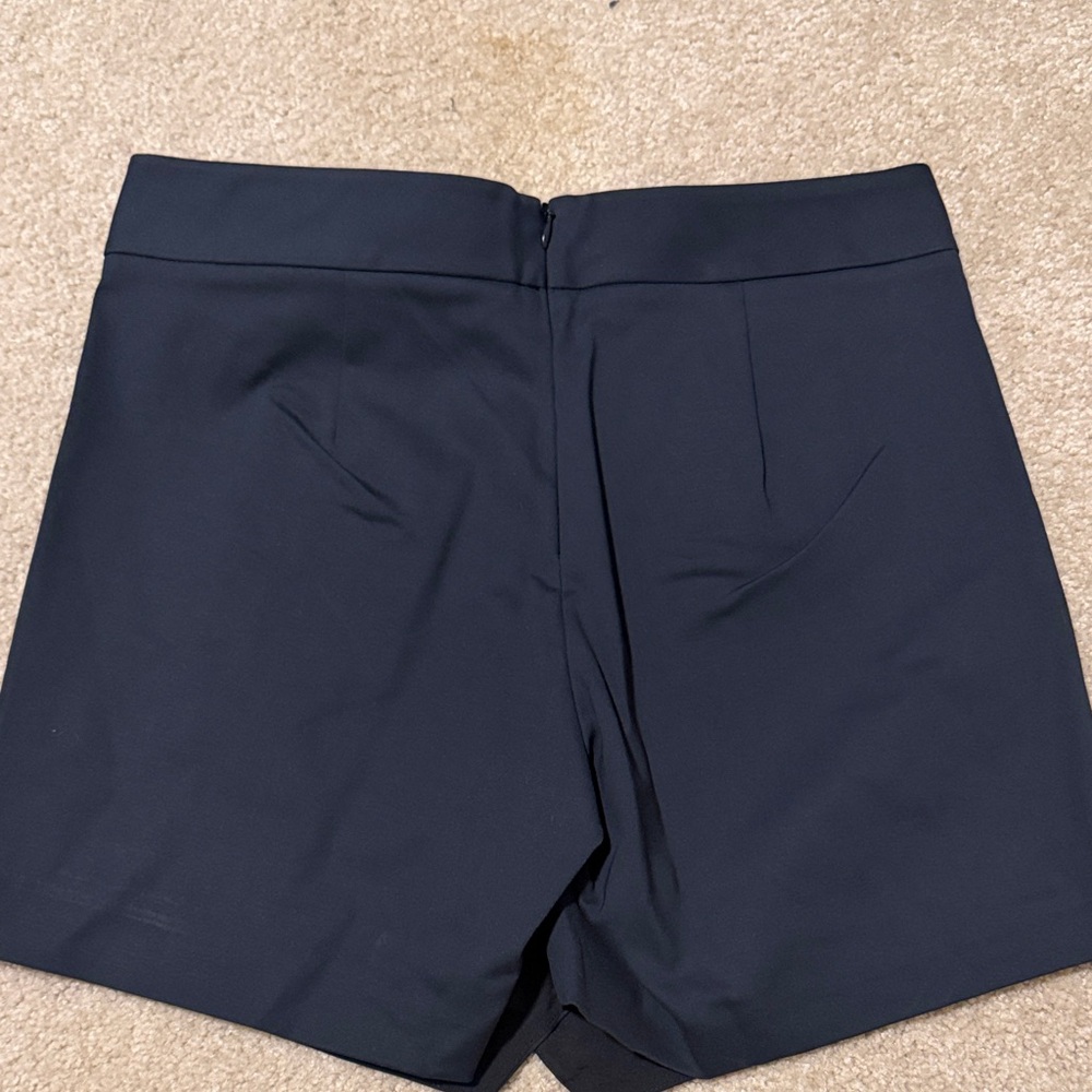 J. McLaughlin Black Skort - Picture 4 of 9